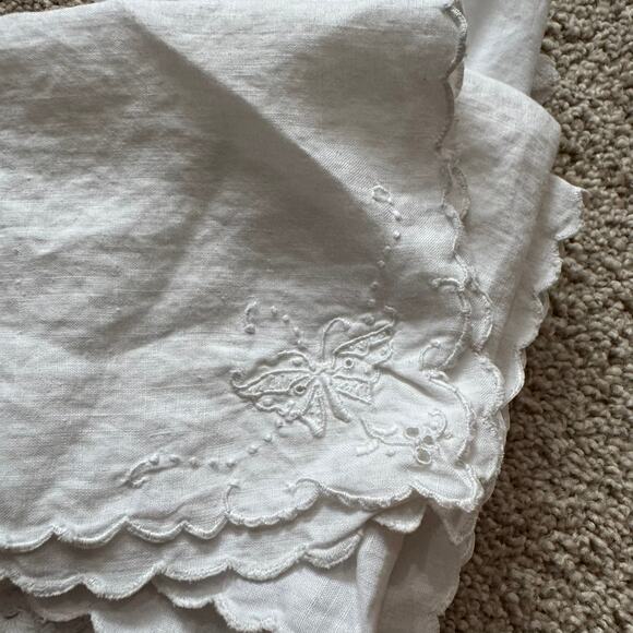 5 Piece LOT Vintage Handkerchiefs Doily Table Runner Crochet Coverlet Napkins - Picture 13 of 13